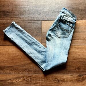 Mudd Light Wash Skinny Jeans